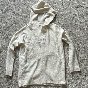 Fuzzy v-neck cream sweater